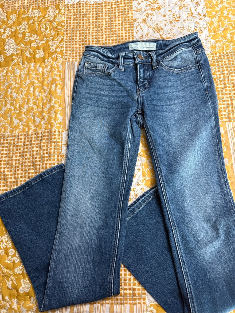 BKE Women's Boot Cut Jeans in Mid Blue Wash